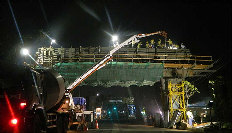 Pengerjaan Jalan Layang Non Tol Blok M - Antasari